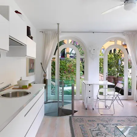 Holiday home Depadance Limoni